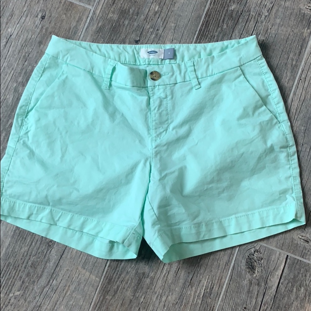 Mint colored shorts size 6